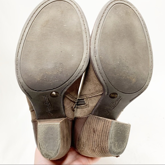 Lucky Brand Suede Ankle Booties Criss Cross 7.5 - Picture 6 of 7